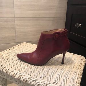 Manolo Leather Booties - size 36